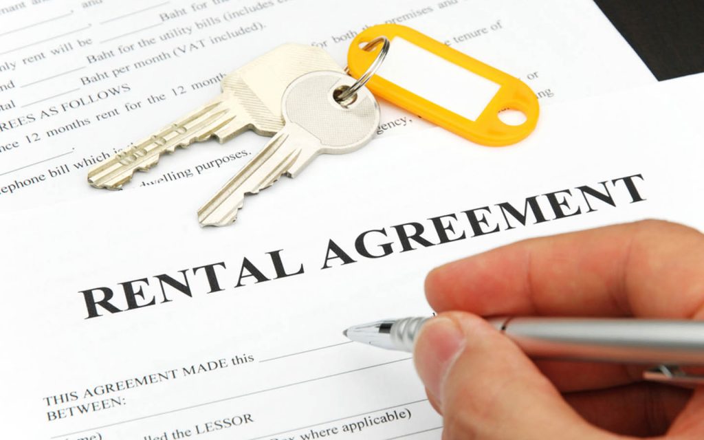 Signing-tenancy-contract-1024x640.jpg