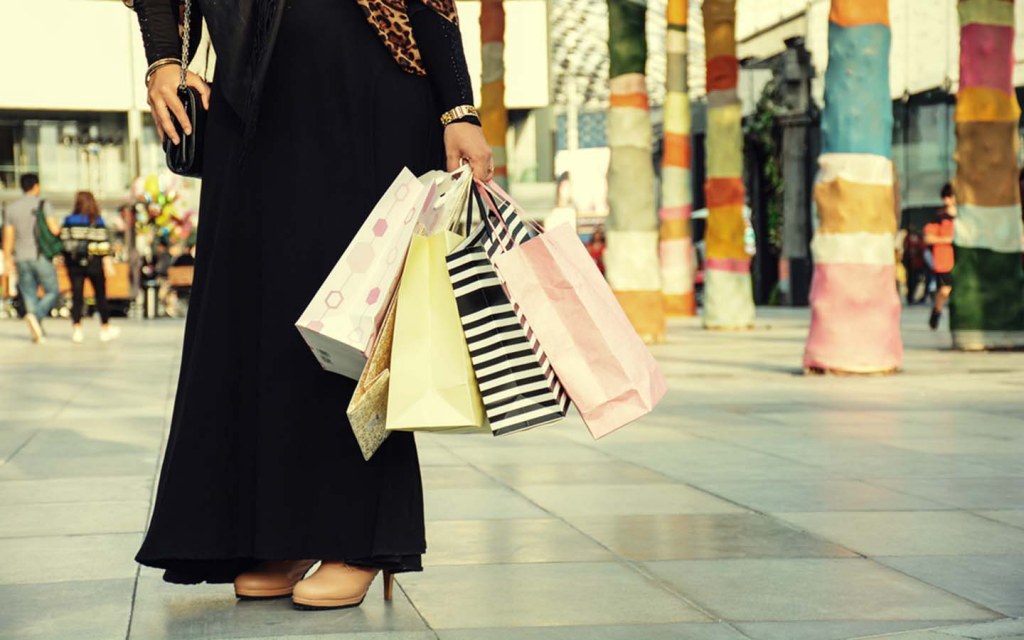 Shopping-in-UAE-1024x640.jpg