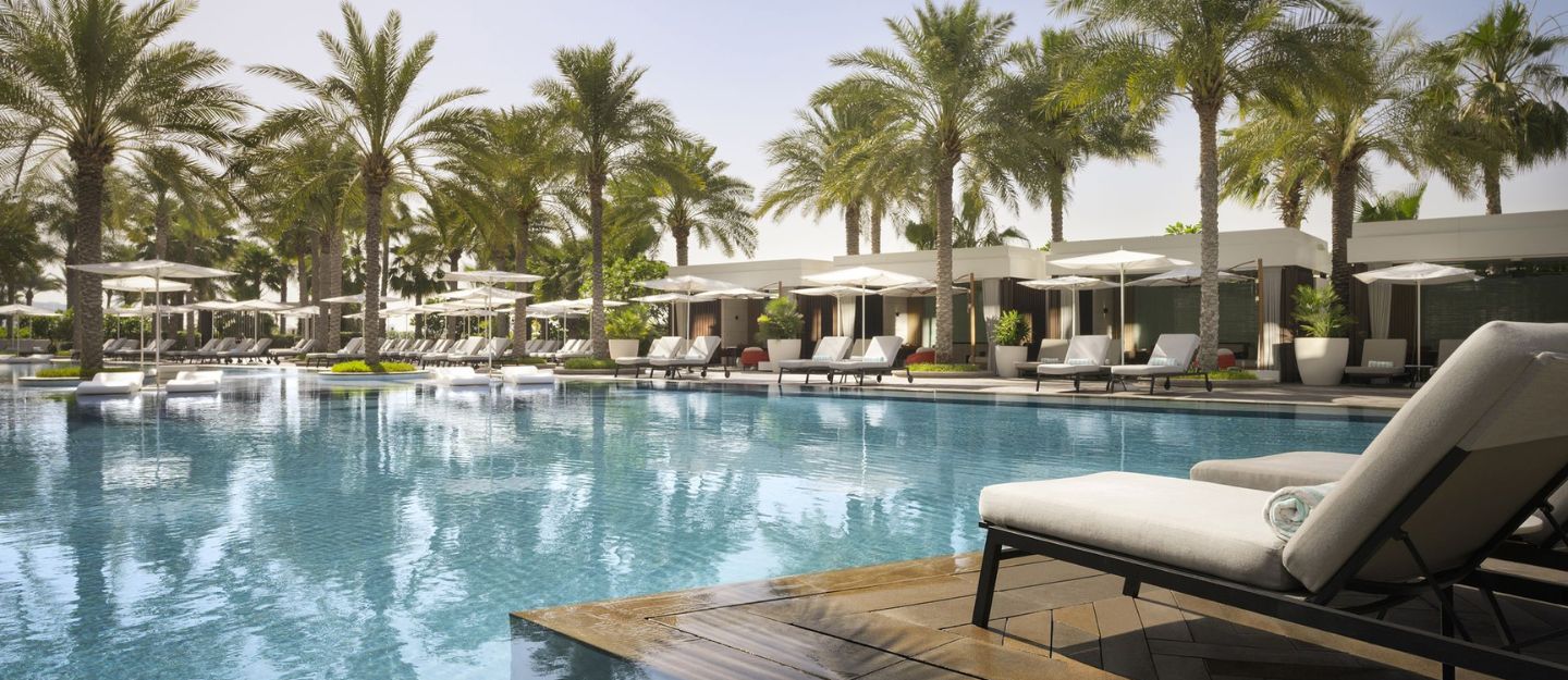 Cover-top-resorts-Dubai.jpg